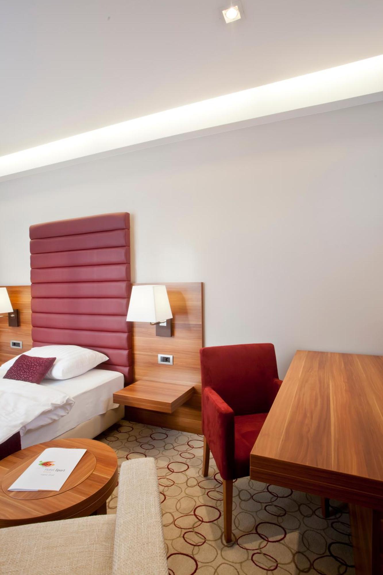 Hotel Sport Ivanic-Grad Luaran gambar