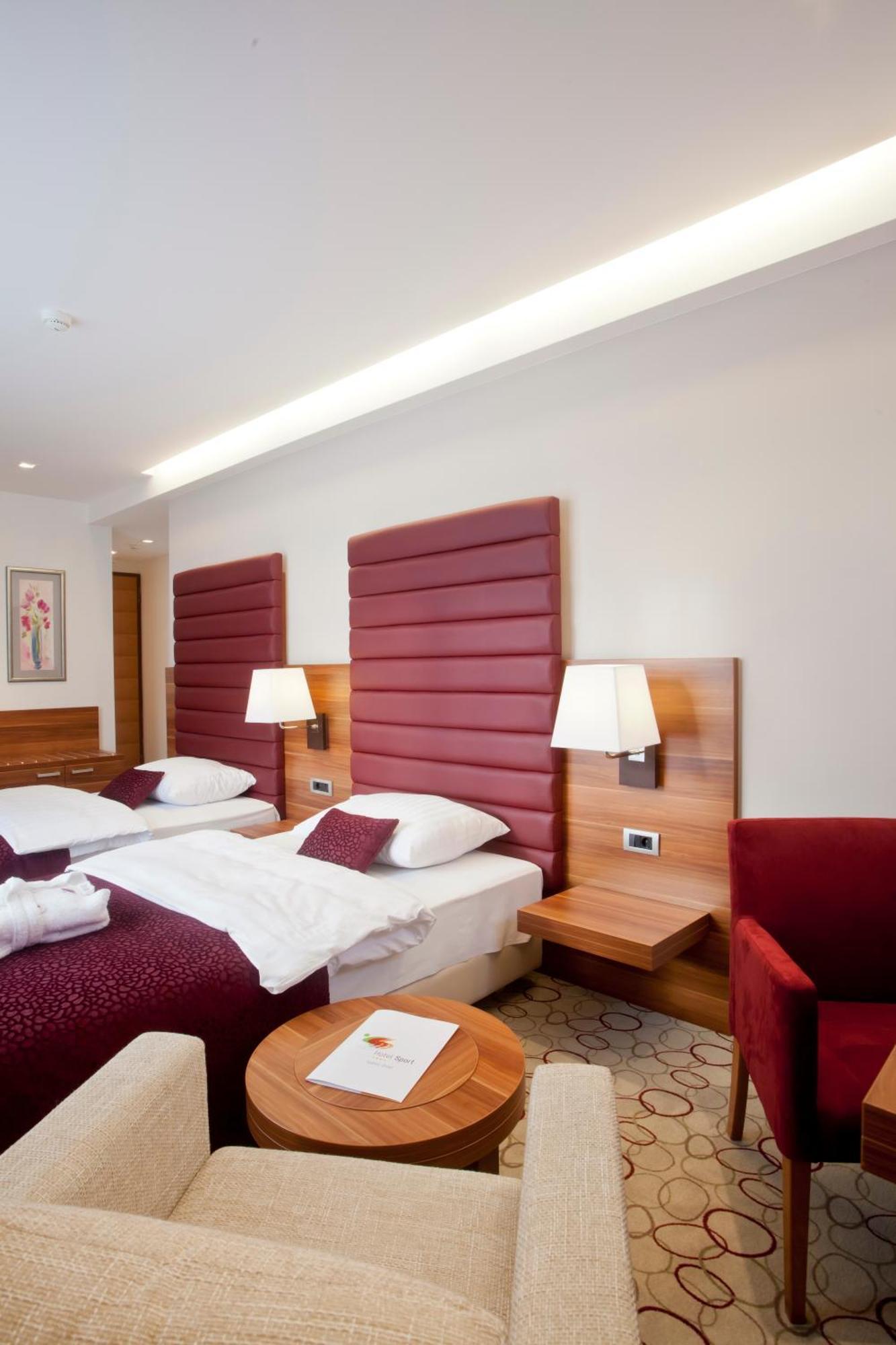 Hotel Sport Ivanic-Grad Luaran gambar