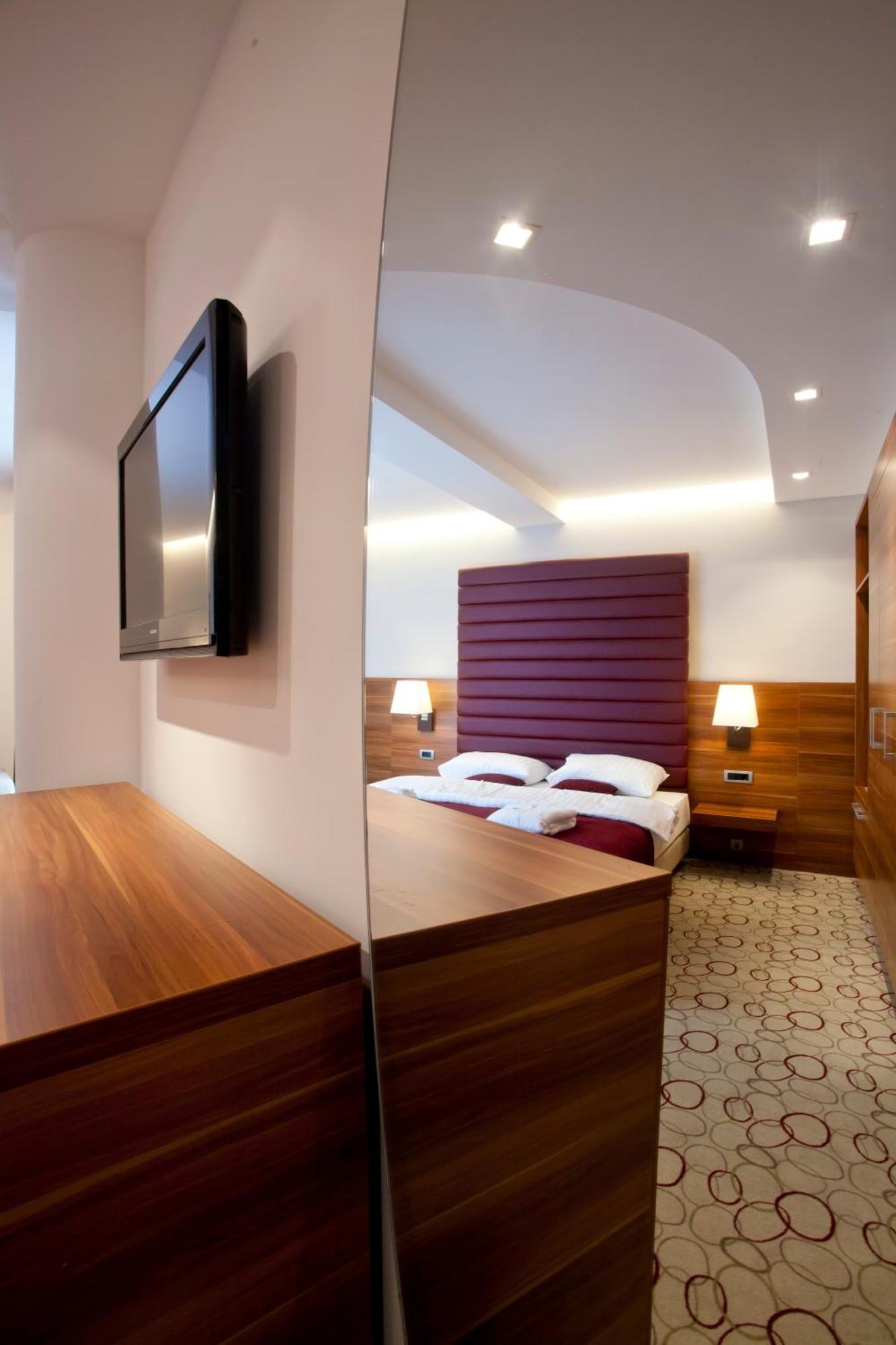 Hotel Sport Ivanic-Grad Luaran gambar
