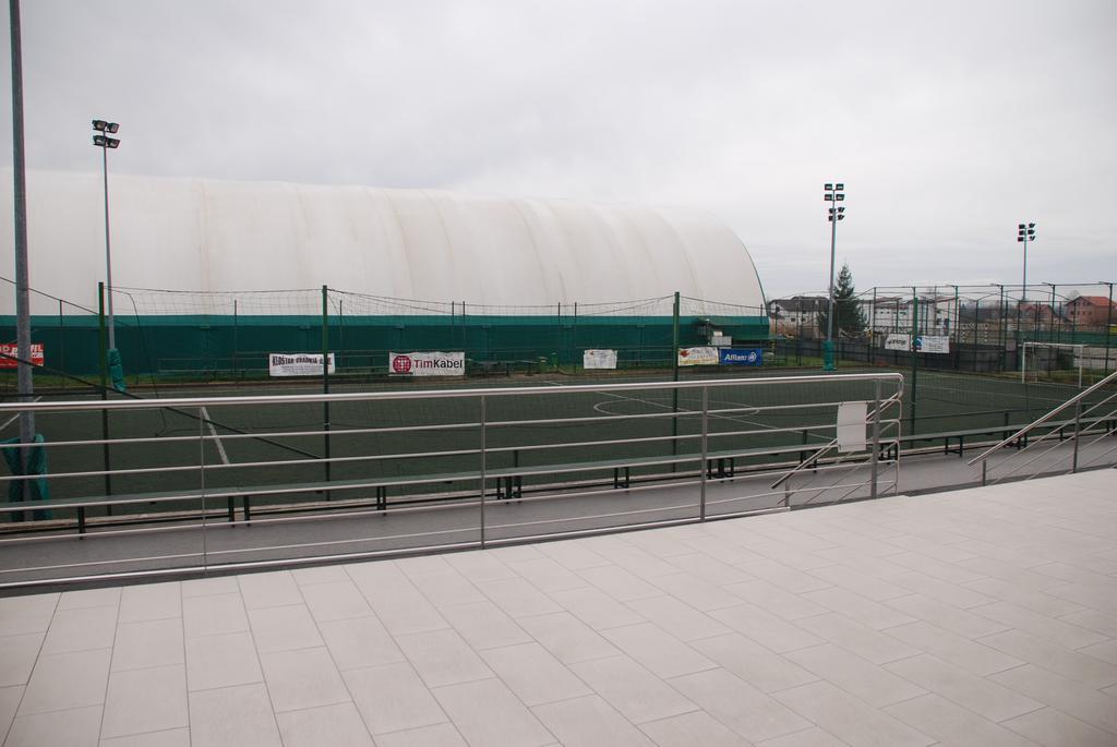 Hotel Sport Ivanic-Grad Luaran gambar