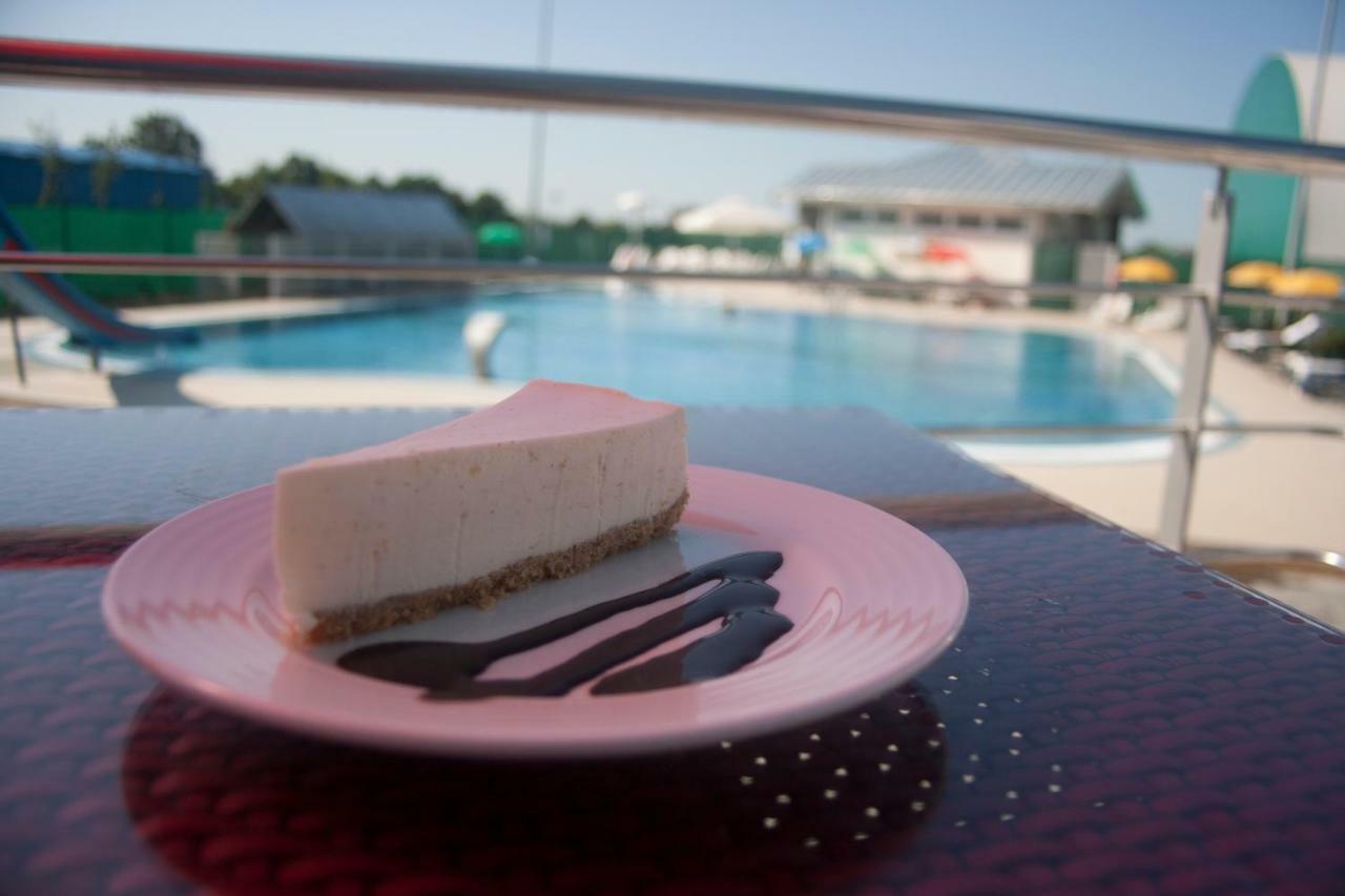 Hotel Sport Ivanic-Grad Luaran gambar