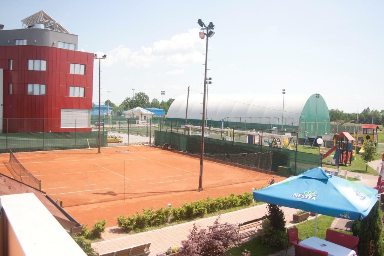 Hotel Sport Ivanic-Grad Luaran gambar